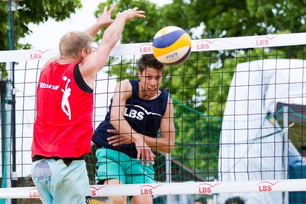Angriff Tomas Kocian (VfB Friedrichshafen); LBS Cup Beachvolleyball Friedrichshafen, Promenade, Friedrichshafen Germany, 20160612; Friedrichshafen Copyright: Wuechnerx xEibner-Pressefoto EP_nwr