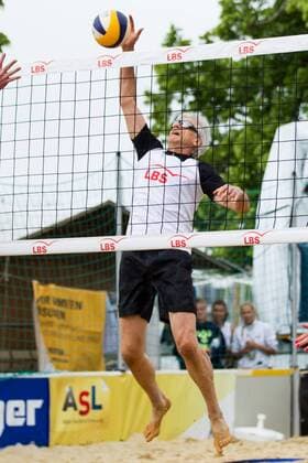 Angriff Burkard Sude; LBS Cup Beachvolleyball Friedrichshafen, Promenade, Friedrichshafen Germany, 20160612; Friedrichshafen Copyright: Wuechnerx xEibner-Pressefoto EP_nwr