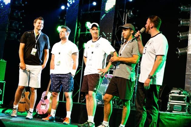 GER, ATP Tennis Herren Gerry Weber Open, Showbühne 12.06.2016, ATP, Gerry Weber Stadion, Halle in Westfalen, GER, Gerry Weber Open, Turniertag 2, im Bild vl Daniel Stephan, Florian Kehrmann, Moderator Sebastian Wiese, Marco Bode und Karl-Heinz Riedle Foto @ nordphoto Rauch Local Caption nordphotox xRauch
