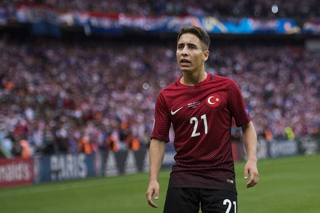160612 Turkiets Emre Mor under fotbollsmatchen mellan Turkiet och Kroatien under Fotbolls-EM den 12 juni 2016 i Paris.  Copyright: JOHANNAxLUNDBERG BB160612JL084