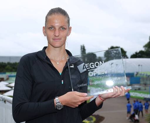 TENNIS - WTA Tennis Damen Aegon Open 2016 NOTTINGHAM,ENGLAND,12.JUN.16 - TENNIS - WTA Tour, Aegon Open. Image shows Karolina Pliskova (CZE). Keywords: trophy. GEPAxpictures xAlanxGrieves
