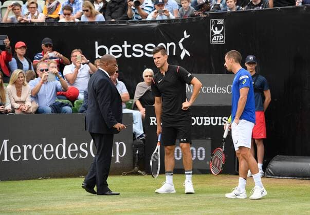 Bilder des Tages - Sport Mercedes Cup Stuttgart 2016 Dominic Thiem ,Österreich und Phlipp Kohlschreiber ,Deutschland