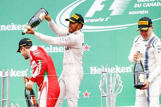 Formel 1, GP Kanada Motorsports: FIA Formula One World Championship WM Weltmeisterschaft 2016, Grand Prix of Canada, 5 Sebastian Vettel (GER, Scuderia Ferrari), 44 Lewis Hamilton (GBR, Mercedes AMG Petronas F1 Team), 77 Valtteri Bottas (FIN, Williams Martini Racing), xWWx