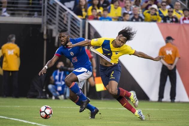 June 12, 2016 - East Rutherford, New Jersey, U.S - Haiti forward DUCKENS NAZON (20) fights off Ecuador defender ARTURO MINA (2) for a shot on goal during the Copa America Centenario USA 2016 soccer tournament at MetLife Stadium in East Rutherford, NJ Soccer 2016 - Copa America Centenario Ecuador vs. Haiti 4-0 - ZUMAs192
