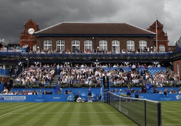 13.06.2016. Queens Club, London, England. Aegon Queens Tennis Championships Day One. Rain clouds gather over the Queen s Club as play is delayed on the opening day of the tournament. xAlanxMartinx  ActionPlus11748642