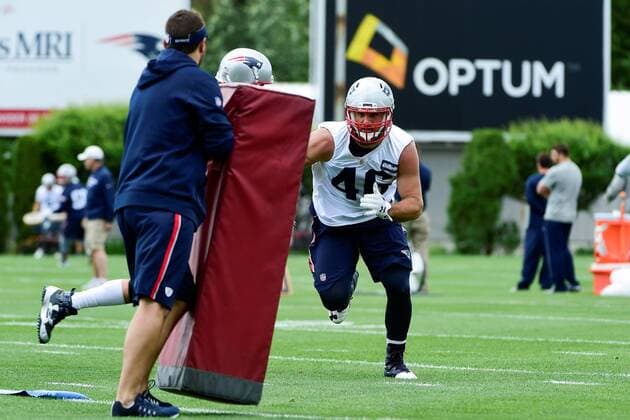 Monday, June 13, 2016: New England Patriots fullback James Develin (46) tackles a training aid at the New England Patriots organized team activities held on the practice field at Gillette Stadium, in Foxborough, Massachusetts. NFL American Football Herren USA 2016: Patriots OTA JUN 13 - ZUMAc04_