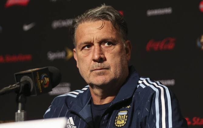 Argentina s head coach Gerardo Martino addresses a press conference PK Pressekonferenz at the Starfire Sports in Seattle, Washington, United States, 13 June 2016. Argentina will face Bolivia tomorrow during their Copa America Group D match. EFE David Fernandez ARGENTINA S TRAINING SESSION !ACHTUNG: NUR REDAKTIONELLE NUTZUNG!  SEA026 20160614-636014759990789078
