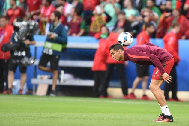 Fussball, Herren, Saison 2015 16, EM 2016 in Frankreich, Gruppe F (1. Spieltag) in Saint-Etienne, Portugal - Island, Cristiano Ronaldo (Nr. 7, Portugal), 14.06.2016,