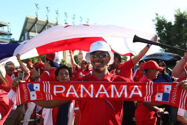 Copa America, Chile - Panama, Fans Panama fans cheer on their team before the Copa America Centenario Group D match between Panama and Chile at the Lincoln Financial Field in Philadelphia, Pennsylvania, United States, 14 June 2016. CHILE VS PANAMA !ACHTUNG: NUR REDAKTIONELLE NUTZUNG!  PHI006 20160615-636015491318941286