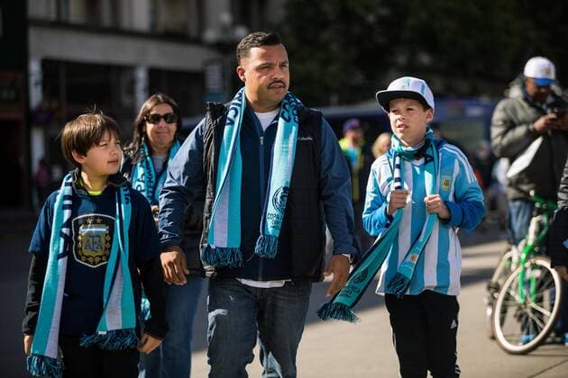 Copa America, Argentinien - Bolivien, Fans Argentina fans get ready before the Copa America Centenario match between Argentina and Bolivia at the Century Field in Seattle, United States, 14 June 2016. ARGENTINA VS BOLIVIA !ACHTUNG: NUR REDAKTIONELLE NUTZUNG!  SEA009 20160615-636015572270896460