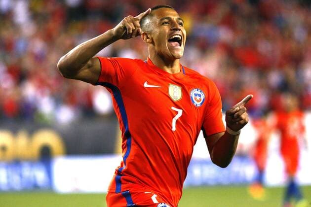 Copa America, Chile - Panama Chile player Alexis Sanchez celebrates his 3-1 goal before Panama during their Copa America Centenario Group D match at the Lincoln Financial Field in Philadelphia, Pennsylvania, United States, 14 June 2016. CHILE VS PANAMA !ACHTUNG: NUR REDAKTIONELLE NUTZUNG!  PHI0378 20160615-636015582255988460