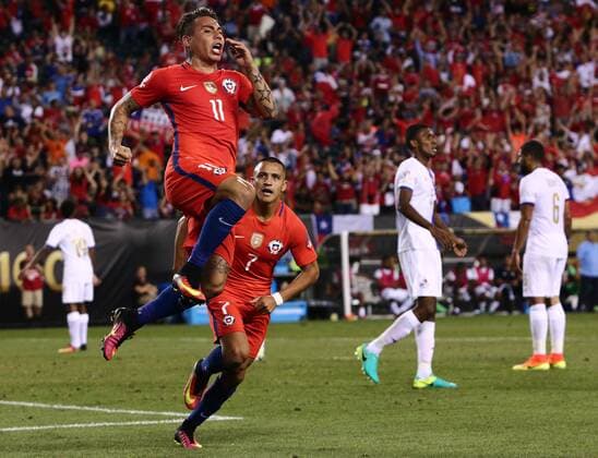 Copa America, Chile - Panama June 14, 2016 - Philadelphia, PA, United States of America - Chile Attacker EDUARDO VARGAS (11) celebrates his second goal of the game in the first half of a Copa America Centenario Group D match between the Chile and Panama Tuesday, June. 14, 2016 at Lincoln Financial Field in Philadelphia, PA. SOCCER 2016 - COPA AMERICA CENTENARIO - Jun 14 - Chile defeats Panama 4-2 - ZUMAs124