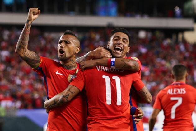 Copa America, Chile - Panama June 14, 2016 - Philadelphia, PA, United States of America - Chile Attacker EDUARDO VARGAS (11) celebrates his second goal of the game in the first half of a Copa America Centenario Group D match between the Chile and Panama Tuesday, June. 14, 2016 at Lincoln Financial Field in Philadelphia, PA. SOCCER 2016 - COPA AMERICA CENTENARIO - Jun 14 - Chile defeats Panama 4-2 - ZUMAs124