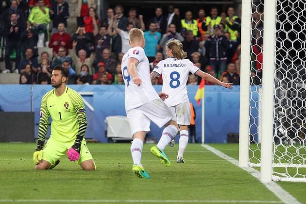14.06.2016, Stade Geoffroy Guichard, Saint Etienne, FRA, UEFA EURO EM Europameisterschaft Fussball Frankreich, Portugal vs Island, Gruppe F, im Bild Birkir Bjarnason of Iceland celebrates scoring his sides equalising goal Birkir Bjarnason of Iceland celebrates scoring his sides equalising goal during Group F match between Portugal and Iceland of the UEFA EURO 2016 France at the Stade Geoffroy Guichard in Saint Etienne, France on 2016 06 14. Saint Etienne  EX_FOCUS_FIL  