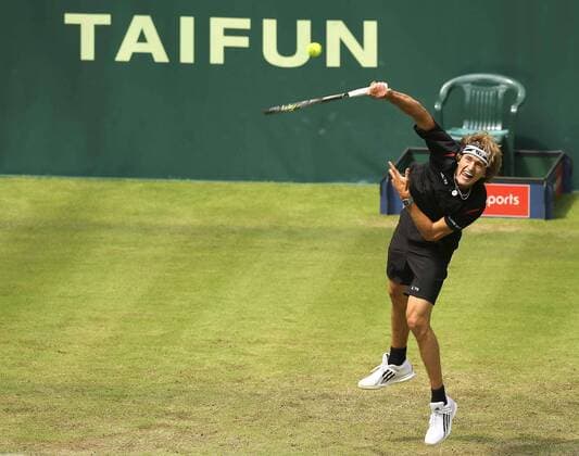 Foto : Alexander ZVEREV ( GER ) Tennis-Turnier Gerry Weber Open im westfälischen Halle am Mi. 15.06.2016
