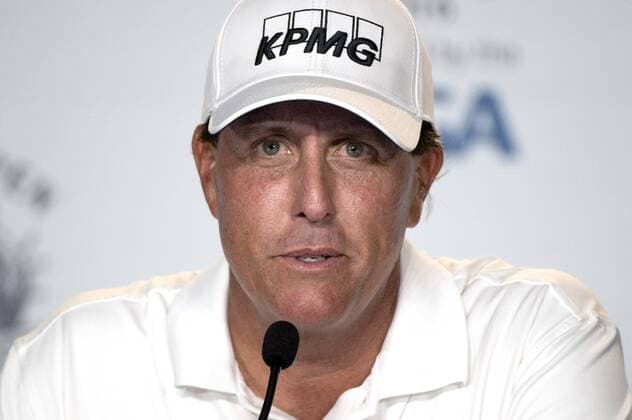 Phil Mickelson speaks to the media during a press conference PK Pressekonferenz prior to the start of the 2016 U.S. Open at Oakmont Country Club in Oakmont, Pennsylvania on June 15, 2016.  PIT20160615324 KEVINxDIETSCH