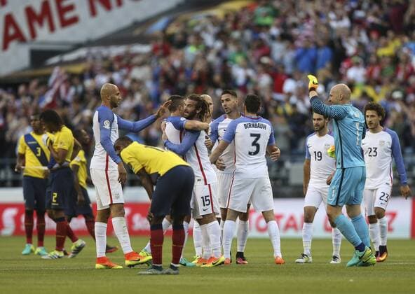 US players celebrates the victory over Ecuador after the Copa America Centenario soccer match between USA and Ecuador at CenturyLink Field in Seattle, Washington, United States, 16 June, 2016. USA VS ECUADOR !ACHTUNG: NUR REDAKTIONELLE NUTZUNG!  CEN070 20160617-636017391000222762