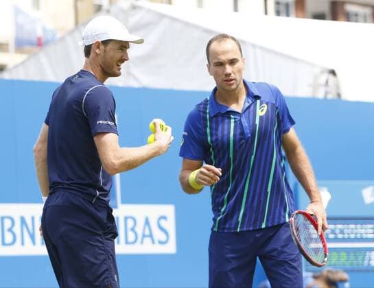 17.06.2016. Queens Club, London, England. Aegon Queens Tennis Championships Day Five. Number 2 seeds Jamie Murray (GBR) and Bruno Soares (BRA) in their doubles match against Chris Guccione (AUS) and Andre Sa (BRA) xAlanxMartinx  ActionPlus11750578