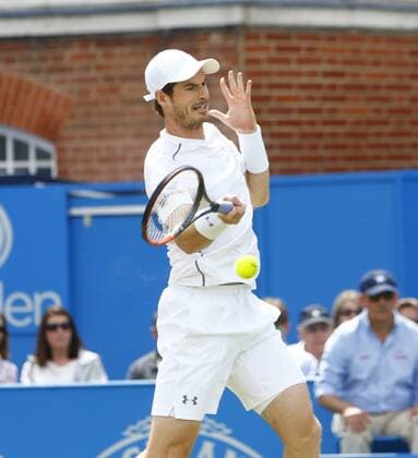 17.06.2016. Queens Club, London, England. Aegon Queens Tennis Championships Day Five. Reigning Queens singles champion Andy Murray hits a forehand in his quarter final match against Kyle Edmund (GBR). xAlanxMartinx  ActionPlus11750647