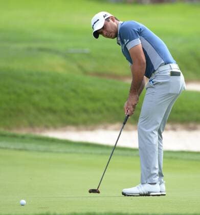 Jason Day of Australia looks at his birdie putt that did not go in on the fourth hole of his first round during the Friday round of the U.S. Open golf championship at Oakmont Country Club near Pittsburgh, Pennsylvania on June 17, 2016. Daysssss was just starting his first round due to the rain delays yesterday and will play his second 18 later today.  OAK20160617107 PATxBENIC