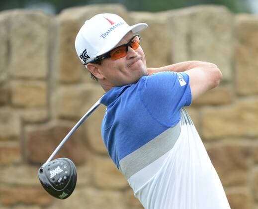 Zach Johnson hits his tee shot on the ninth hole during the Friday round of the U.S. Open golf championship at Oakmont Country Club near Pittsburgh, Pennsylvania on June 17, 2016. Johnson was finishing his first round due to rain delay yesterday and will play his second 18 later today.  OAK20160617103 PATxBENIC