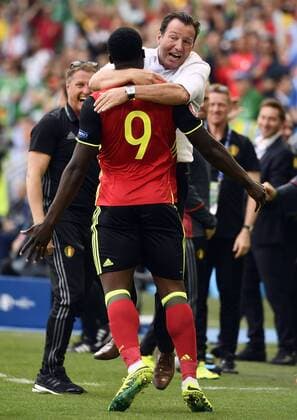 Belgium s Romelu Lukaku and Belgium s head coach Marc Wilmots celebrate after scoring the 1-0 goal during a soccer game between Belgian national soccer team Red Devils and Ireland, in group E of the group stage of the UEFA EURO EM Europameisterschaft Fussball 2016 European Championships, Saturday 18 June 2016 in Bordeaux, France. DIRKxWAEM  x04873075x