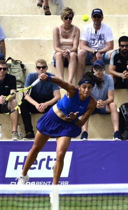 French Carolina Garcia during the semifinal match against Belgian Kirsten Flipkens played at the Mallorca Open 2016 played at Santa Ponsa court in Majorca, Balearic Islands, Spain on 18 June 2016. Carolina Garcia vs Kirsten Flipkens !ACHTUNG: NUR REDAKTIONELLE NUTZUNG!  TEN01 20160618-636018676120621375