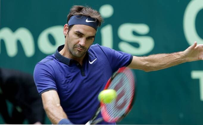 Roger Federer lose his match against alexander Zverev 1 2 finale Halle TENNIS : Gerry Weber Open - Tournoi de Halle - 18 06 2016 Photonews Panoramic 
