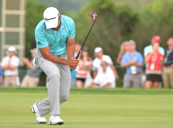 Jason Day of Australia reacts after missing a putt on the 18th hole in the 3rd round of the U.S. Open at Oakmont Country Club near Pittsburgh, Pennsylvania on June 18, 2016.  OAK20160618924 KEVINxDIETSCH