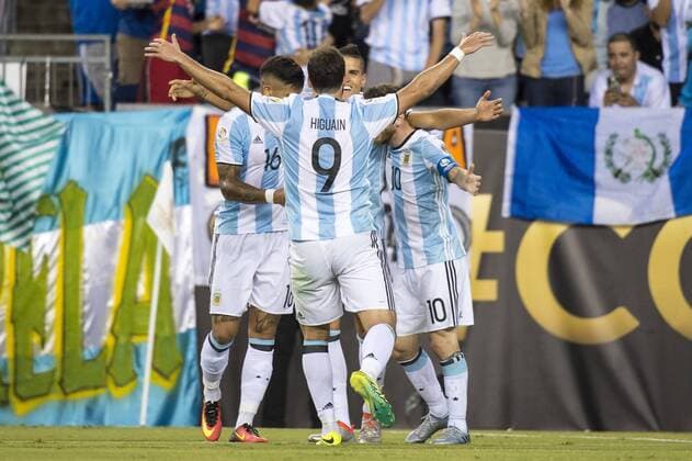 June 18, 2016 - Foxborough, Massachusetts, U.S - Argentina forward GONZALO HIGUAIN (9) & Argentina defender MARCOS ROJO (16) and Argentina midfielder LIONEL MESSI (10) celebrate a goal during the Copa America Centenario soccer tournament at Gillette Stadium in Foxborough, MA. Soccer 2016 - Copa America Centenario Argentina vs. Venezuela 4-1 - ZUMAs192