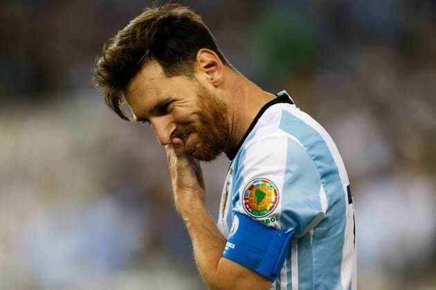 Lionel Messi of Argentina reacts during the quarterfinal match of 2016 Copa America soccer tournament against Venezuela at Gillette Stadium in Foxborough, MA, the United States, June 18, 2016. Argentina won 4-1. )(wll) (SP)US-FOXBOROUGH-SOCCER-COPA AMERICA-QUARTERFINAL-ARG VS VEN LixMuzi 