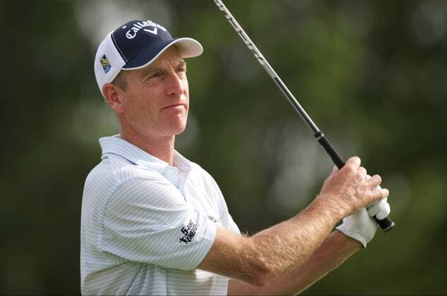 June 18, 2016: Jim Furyk watches his driver from the third tee during the third round of golf at the US Open at Oakmont Country Club in Pittsburgh, PA. (Photo by Shelley Lipton Icon Sportswire) GOLF: JUN 18 PGA Golf Herren - US Open - Third Round Icon160618037 EDITORIAL USE ONLY