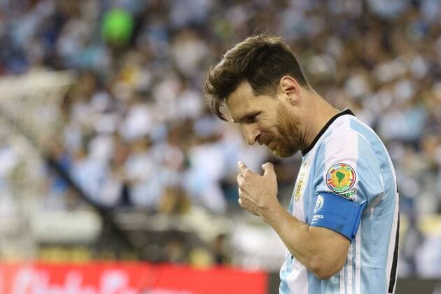 18 June 2016: Argentina forward Lionel Messi (10) smirks Saturday night. Argentina defeated Venezuela 4-1 in the semi-final match in the 2016 Copa America Centenario at Gillette Stadium in Foxborough, Massachusetts. (Photograph by Corey Silvia Icon Sportswire) SOCCER: JUN 18 Copa America Centenario - Quarterfinal - Argentina v Venezuela Icon0618160031 EDITORIAL USE ONLY
