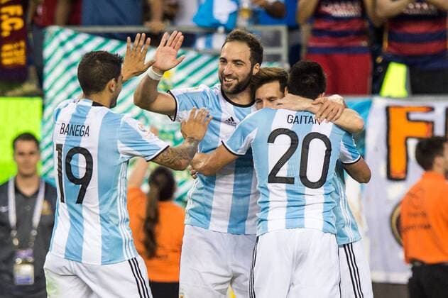 18 June 2016: Argentina midfielder Nicolas Gaitan (20) Argentina midfielder Ever Banega (19) Argentina forward Gonzalo Higuain (9) celebrate Argentina midfielder Lionel Messi (10) goal in the second half during the Copa America Centenario quarterfinal match between the Argentina and Venezuela played at Gillette Stadium in Foxborough, MA. (Photo by Dennis Schneidler Icon Sportswire) SOCCER: JUN 18 Copa America Centenario - Quarterfinal - Argentina v Venezuela Icon0618160715 EDITORIAL USE ONLY