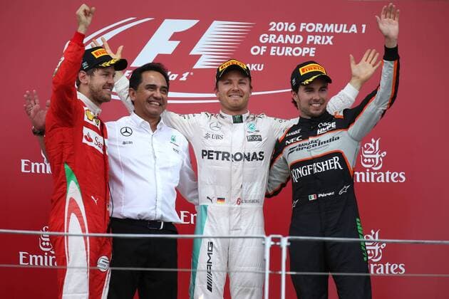 Sebastian Vettel, Nico Rosberg, Sergio Perez xHOCHxZWEIx