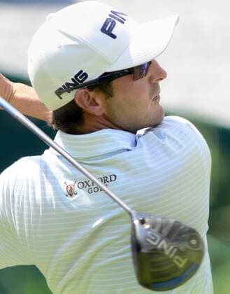 Andrew Landry hits his tee shot on the first hole final round of the U.S. Open golf championship at Oakmont Country Club near Pittsburgh, on June 19, 2016. Andrew Laddry starts the final round in second place with three under par.  OAK20160619304 ARCHIExCARPENTER