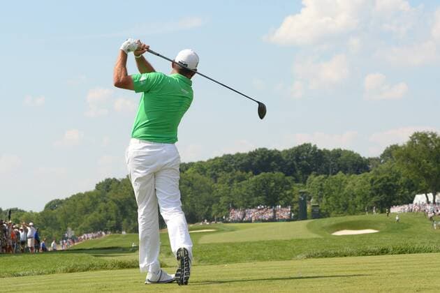 Lee Westwood of England tees off on the 3rd hole in the final round at the U.S. Open at Oakmont Country Club near Pittsburgh, Pennsylvania on June 19, 2016.  OAK20160619913 PATxBENIC