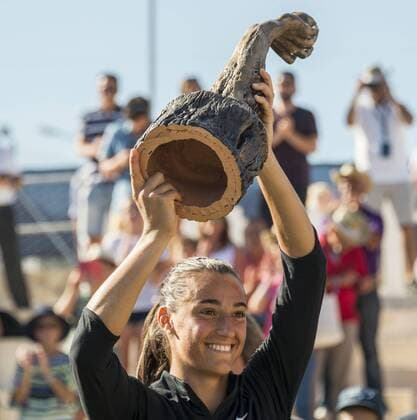 French Carolina Garcia, winner of the tournament, poses with her trophy after winning Latvian Anastasija Sevastova in the final match of the Mallorca Open 2016 at Santa Ponsa court in Majorca, Balearic Islands, Spain on 19 June 2016. CAROLINA GARCIA VS ANASTASIJA SEVASTOVA !ACHTUNG: NUR REDAKTIONELLE NUTZUNG!  20160619-636019774328925885