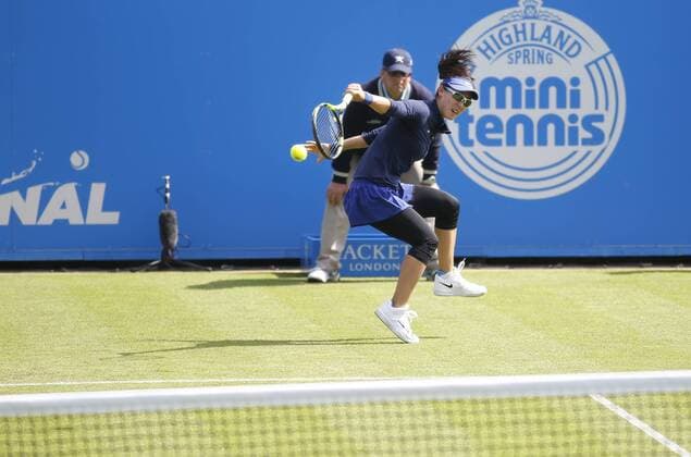 20.06.2016 Eastbourne, England. Aegon WTA Tennis Damen International Eastbourne Tennis Tournament. Action between Andrea Petkovic (GER) and Saisai Zheng (CHN) in their 1st round match at Devonshire Park. xHongboxChenx  ActionPlus11752357