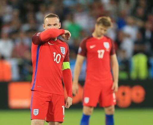Wayne Rooney of England dejected during the UEFA European Championship EM Europameisterschaft 2016 match at the Stade Geoffroy-Guichard, St Etienne. Picture date June 20th, 2016 Pic David Klein Sportimage via PA Images EDITORIAL USE ONLY. No use with unauthorised audio, video, data, fixture lists, club league logos or live services. Online in-match use limited to 120 images, no video emulation. No use in betting, games or single club league player publications.