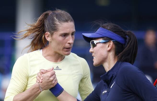 20.06.2016 Eastbourne, England. Aegon WTA Tennis Damen International Eastbourne Tennis Tournament. Andrea Petkovic (GER) defeats Saisai Zheng (CHN) by a score 5-7, 6-2, 6-4 in their 1st round match at Devonshire Park. xHongboxChenx  ActionPlus11752441