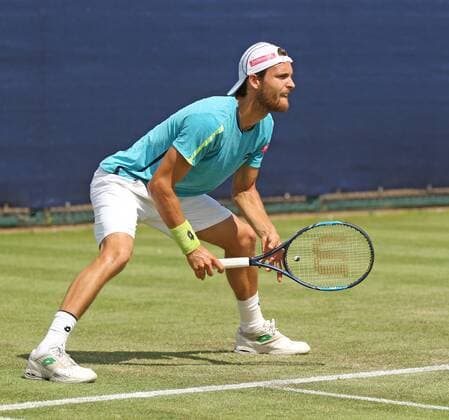 21.06.2016. Nottingham Tennis Centre, Nottingham, England. Aegon Open Mens ATP Tennis Herren Tennis. Joao Sousa of Portugal ready to receive serve from Dudi Sela of Israel xDavidxKissmanx  ActionPlus11752762