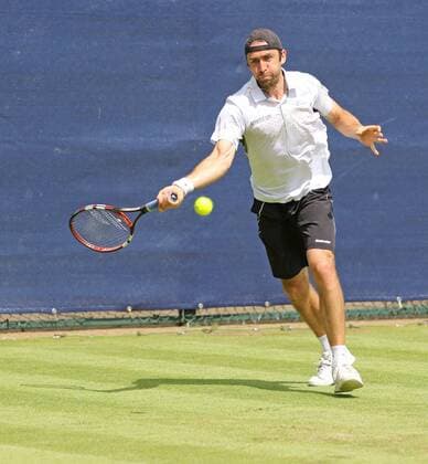 Tennis, ATP-Turnier in Nottingham, Benjamin Becker - Guido Pella 21.06.2016. Nottingham Tennis Centre, Nottingham, England. Aegon Open Mens ATP Tennis Herren Tennis. Forehand from Benjamin Becker of Germany in action against Guido Pella of Argentina xDavidxKissmanx  ActionPlus11752766