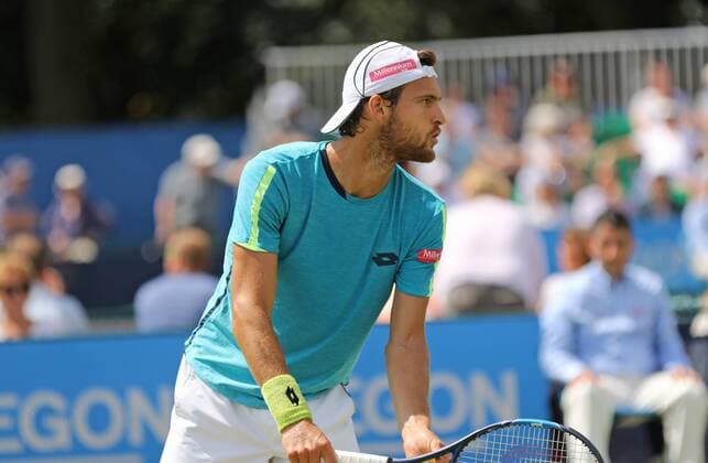 21.06.2016. Nottingham Tennis Centre, Nottingham, England. Aegon Open Mens ATP Tennis Herren Tennis. Joao Sousa of Portugal prepares to serve against Dudi Sela of Israel xDavidxKissmanx  ActionPlus11752775
