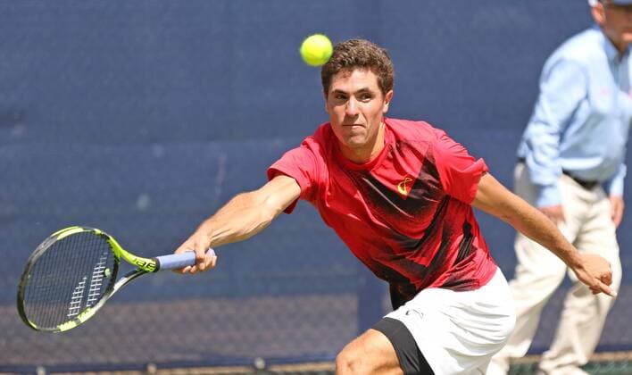 21.06.2016. Nottingham Tennis Centre, Nottingham, England. Aegon Open Mens ATP Tennis Herren Tennis. Forehand from Ernesto Escobedo of USA in his match against Sam Querrey of USA xDavidxKissmanx  ActionPlus11752780