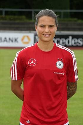 Dzsenifer Marozsan ( Deutschland ), Deutsche Fussballnationalmannschaft der Frauen, Portrait, Fussball, 21.06.2016, Grassau am Chiemsee Copyright: Langerx xEibner-Pressefoto EP_HLR
