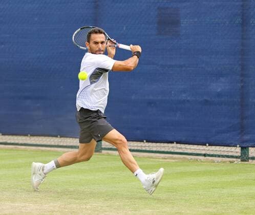 21.06.2016. Nottingham Tennis Centre, Nottingham, England. Aegon Open Mens ATP Tennis Herren Tennis. Victor Estrella Burgos of Dominican Republic in action against Fernando Verdasco of Spain xDavidxKissmanx  ActionPlus11752907