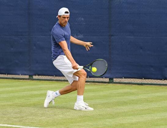 21.06.2016. Nottingham Tennis Centre, Nottingham, England. Aegon Open Mens ATP Tennis Herren Tennis. Backhand from Frank Dancevic of Canada who defeated Mikhail Kukushkin of Kazakhstan xDavidxKissmanx  ActionPlus11752926