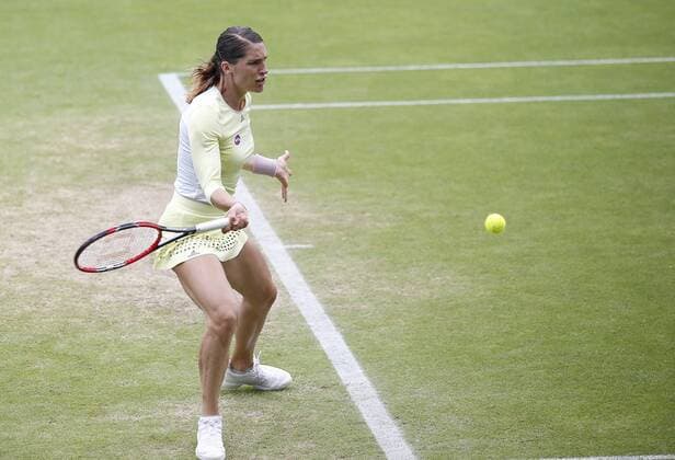 23.06.2016 Eastbourne, England. Aegon International Eastbourne Tennis Tournament. Andrea Petkovic (GER)returns as she is beaten by Ekaterina Makarova (RUS) by a score 3-6, 6-4, 6-0 in their Quarterfinals match at Devonshire Park. xHongboxChenx  ActionPlus11753785