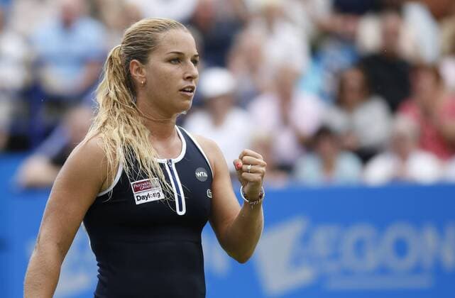 23.06.2016 Eastbourne, England. Aegon International Eastbourne Tennis Tournament. Dominika Cibulkova (SVK) and Agnieszka Radwanska (POL) in their Quarterfinals match at Devonshire Park. xHongboxChenx  ActionPlus11753819